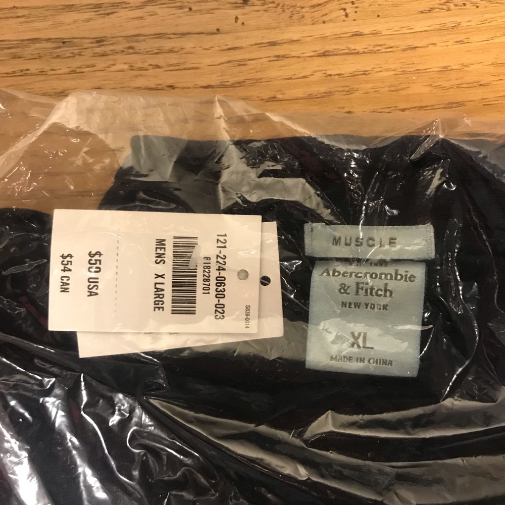 never worn - Picture 2 of 2